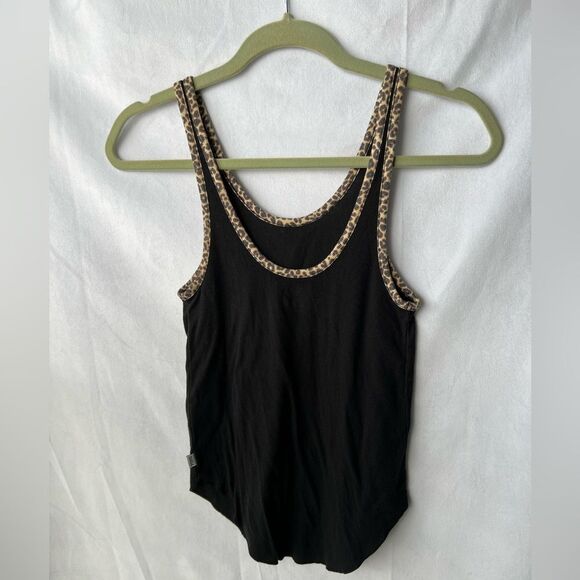 Victoria’s Secret PINK Black Ribbed Tank Top with Cheetah Detail size XS - Picture 5 of 6